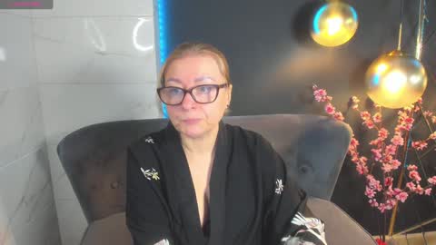 Snapshot of alexandra_kind chatting on 24, 12, 2024 Alexandra online show from 24, 12, 2024