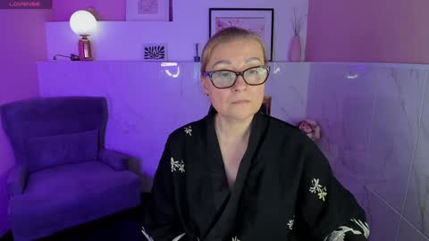 Snapshot of alexandra_kind chatting on 19, 1, 2025 Alexandra online show from 19, 1, 2025