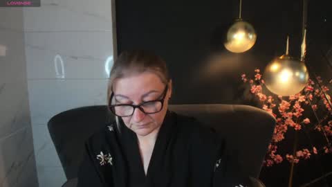 Snapshot of alexandra_kind chatting on 25, 1, 2025 Alexandra online show from 25, 1, 2025