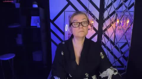 Snapshot of alexandra_kind chatting on 14, 2, 2025 Alexandra online show from 14, 2, 2025