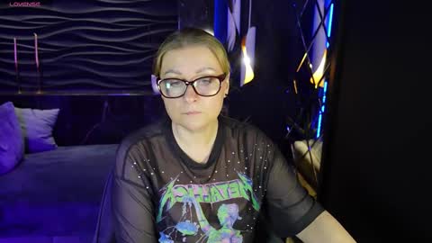 Snapshot of alexandra_kind chatting on 20, 2, 2025 Alexandra online show from 20, 2, 2025