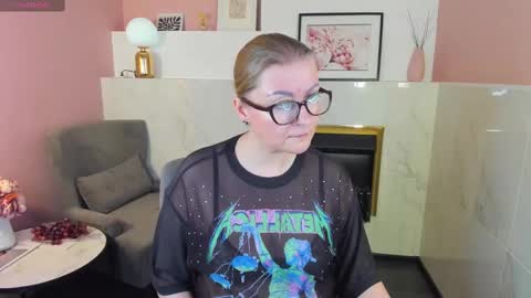 Snapshot of alexandra_kind chatting on 27, 2, 2025 Alexandra online show from 27, 2, 2025