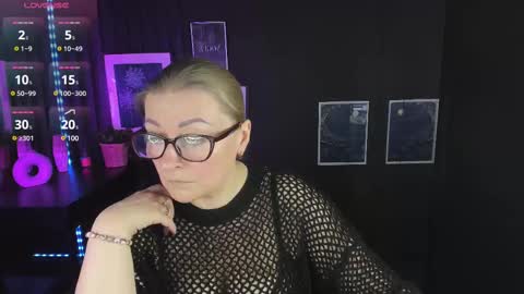 Snapshot of alexandra_kind chatting on 10, 3, 2025 Alexandra online show from 10, 3, 2025