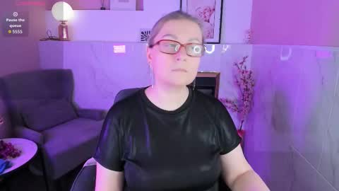 Alexandra online show from 6, 3, 2026