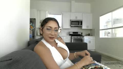 Snapshot of alexandrarose77 chatting on 28, 4, 2026 AlexandraRose0777 online show from 28, 4, 2026