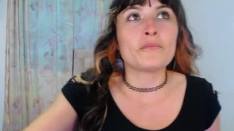 alexandrasaen online show from 12, 4, 2026