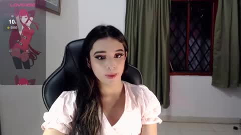 Snapshot of alexandre_chuad chatting on 5, 1, 2025 Alexa online show from 5, 1, 2025