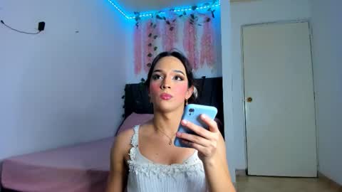 Snapshot of alexandre_chuad chatting on 16, 12, 2025 Alexa online show from 16, 12, 2025