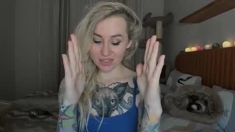 Snapshot of alexarush chatting on 19, 10, 2025 alexarush online show from 19, 10, 2025