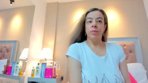 Snapshot of alexasttorm chatting on 18, 11, 2025 Alexa online show from 18, 11, 2025