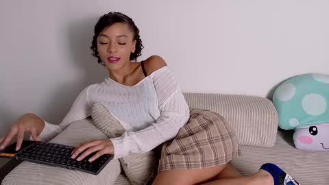 Snapshot of alexawildxo chatting on 25, 11, 2025 Alexa online show from 25, 11, 2025