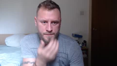 Snapshot of alexboy2022 chatting on 15, 9, 2025 onlyfans..alexyno2022 online show from 15, 9, 2025