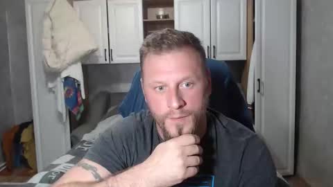 Snapshot of alexboy2022 chatting on 22, 10, 2025 onlyfans..alexyno2022 online show from 22, 10, 2025