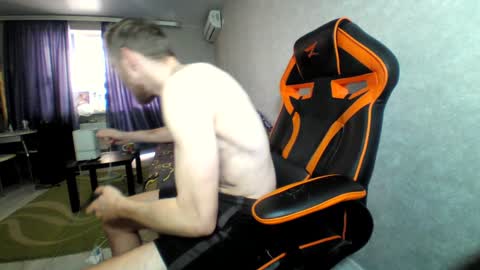 Snapshot of alexfox2018 chatting on 24, 12, 2024 Alex online show from 24, 12, 2024