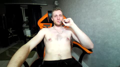 Snapshot of alexfox2018 chatting on 26, 12, 2024 Alex online show from 26, 12, 2024