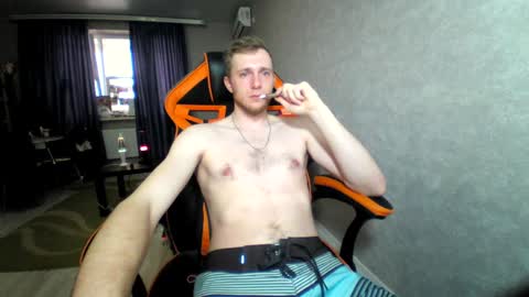 Snapshot of alexfox2018 chatting on 7, 1, 2025 Alex online show from 7, 1, 2025