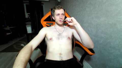 Snapshot of alexfox2018 chatting on 2, 2, 2025 Alex online show from 2, 2, 2025