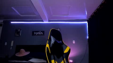 alexgiraldo__ online show from 30, 9, 2025