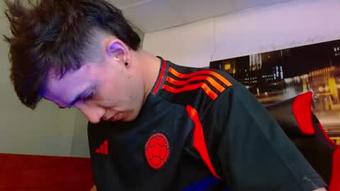 alexgiraldo__ online show from 18, 6, 2026