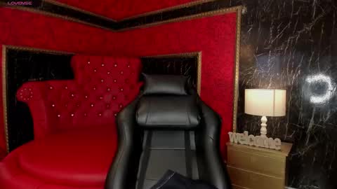 Snapshot of alexiacooperr chatting on 12, 11, 2025 Alexiaa Online 1430 to 2100 GMT-5 online show from 12, 11, 2025