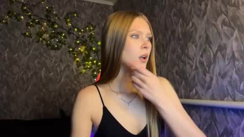 Snapshot of alexialunaris chatting on 13, 6, 2026 Alexia online show from 13, 6, 2026