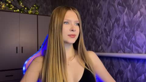 Snapshot of alexialunaris chatting on 8, 7, 2026 Alexia online show from 8, 7, 2026
