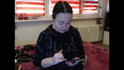 alexie33 online show from 8, 4, 2026