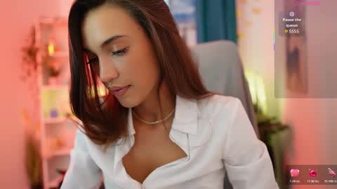 Snapshot of alexis_luv_ chatting on 2, 11, 2025 Alexis online show from 2, 11, 2025