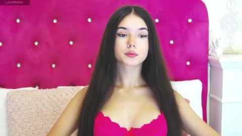 Snapshot of alexisdevine chatting on 10, 9, 2025 alexisdevine online show from 10, 9, 2025