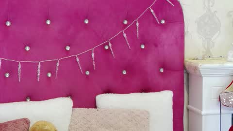 Snapshot of alexisdevine chatting on 5, 12, 2025 alexisdevine online show from 5, 12, 2025