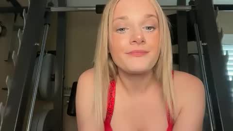 Snapshot of alexispaige06 chatting on 4, 12, 2025 alexispaige06 online show from 4, 12, 2025