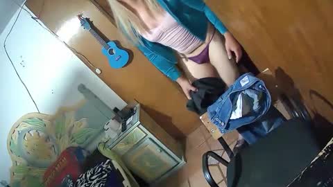 Snapshot of alexiss699 chatting on 2, 12, 2024 alexiss699 online show from 2, 12, 2024