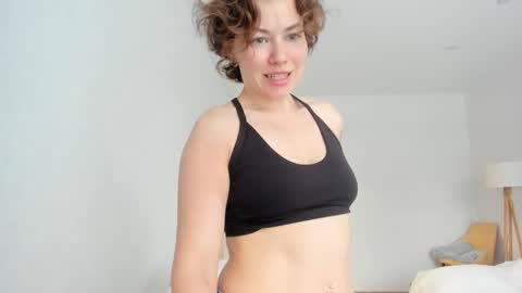 Snapshot of alexisweets chatting on 2, 12, 2025 Sosweetcherry online show from 2, 12, 2025