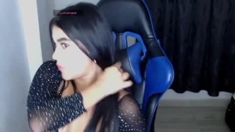 Snapshot of alexitadeli10 chatting on 8, 11, 2025 alexitadeli10 online show from 8, 11, 2025