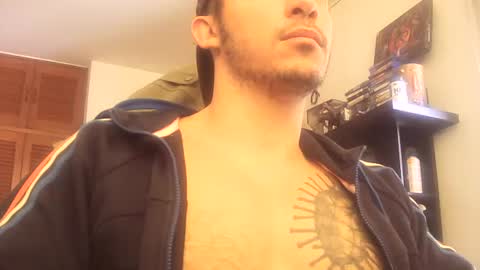 Alexxx online show from 8, 1, 2025