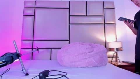A L E X online show from 2, 5, 2026