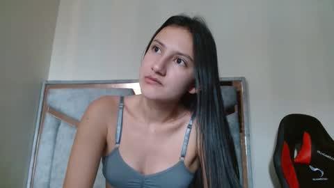 alex y luisa online show from 17, 4, 2026