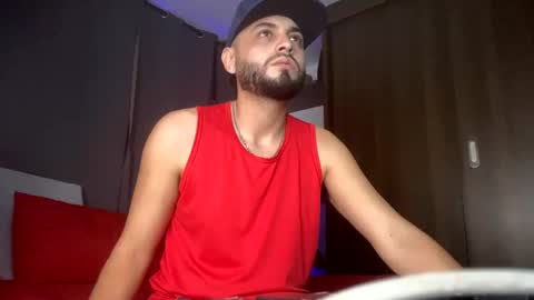 Snapshot of alexxx1106 chatting on 5, 1, 2025 alexxx1106 online show from 5, 1, 2025