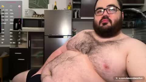 Snapshot of alexxxbear chatting on 2, 7, 2026 alexxxbear online show from 2, 7, 2026