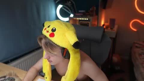 Snapshot of alexycutie chatting on 11, 1, 2026 Alexycutie online show from 11, 1, 2026