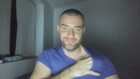 alfiesolomons87 online show from 4, 1, 2025