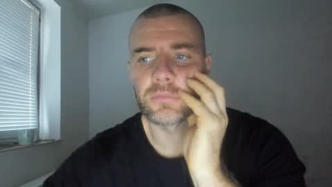 alfiesolomons87 online show from 3, 12, 2025