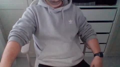 Snapshot of alfo267 chatting on 6, 10, 2025 WorkFromHomeFun online show from 6, 10, 2025