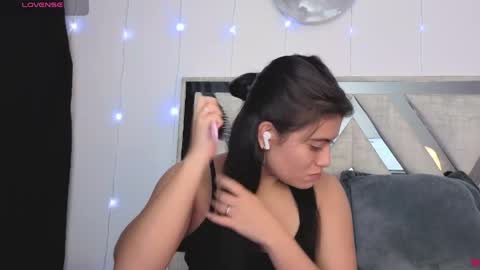 Carolina Join The Fan Club  online show from 16, 4, 2026