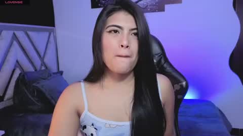 Snapshot of alfresii_rivera chatting on 17, 7, 2026 Carolina Join The Fan Club online show from 17, 7, 2026