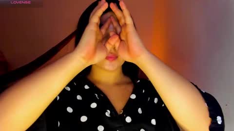     online show from 13, 1, 2025