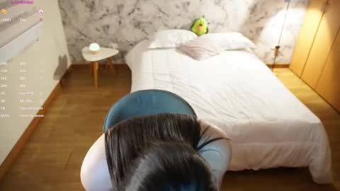 Alicce belluci online show from 1, 3, 2025