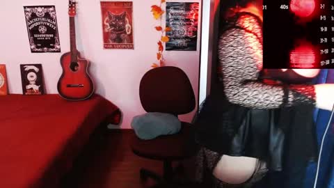 Snapshot of alicce_moon_ chatting on 2, 1, 2025 online show from 2, 1, 2025