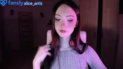 Alice Aris online show from 14, 10, 2025