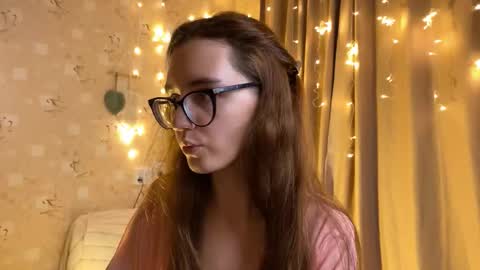 Hey Im Alice  online show from 28, 11, 2025